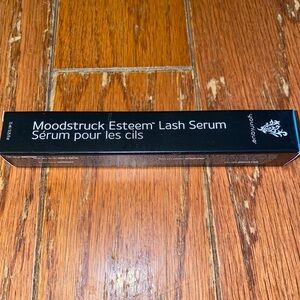 Younique Moodstruck Esteem Lash Serum
